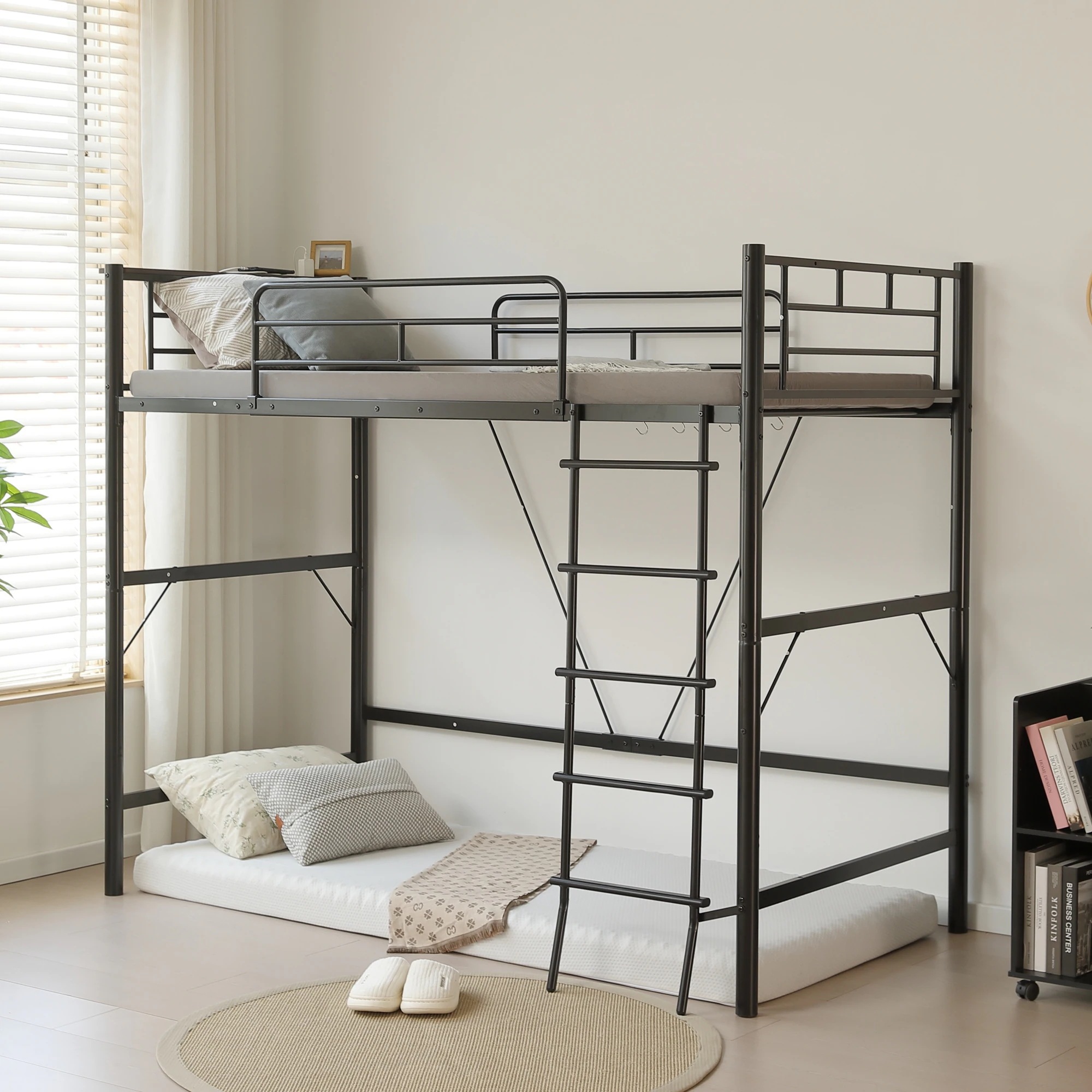 154ロフトベッド パイプベッド シングル コンセント付き 宮 ロフト ベッド 北欧風 高さ170cm ロフト ベッド 大人用 二段ベッド 子供部屋 子供ベッド 送料無料 スチール 耐震 ベッド シン 154ロフトベッド パイプベッド シングル コンセント付き 宮 ロフト ベッド 北欧風 高さ170cm ロフト ベッド 大人用 二段ベッド 子供部屋 子供ベッド 送料無料 スチール 耐震 ベッド シン