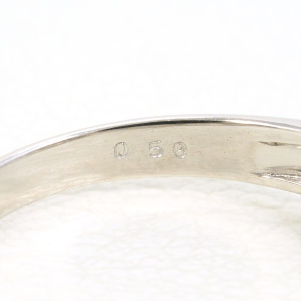 PT900 プラチナ リング 指輪 8号 ダイヤ 0.50 総重量約4.1g ジュエリー 中古 PT900 プラチナ リング 指輪 8号 ダイヤ 0.50 総重量約4.1g ジュエリー 中古