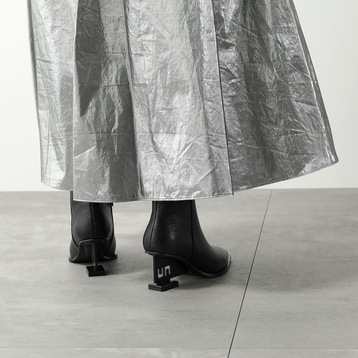 UNITED NUDE ユナイテッドヌード ショートブーツ UN Bootie Mid レディース レザー ポインテッドトゥ ロゴ ブーティ シューズ 靴 Bl】 UNITED NUDE ユナイテッドヌード ショートブーツ UN Bootie Mid レディース レザー ポインテッドトゥ ロゴ ブーティ シューズ 靴 Bl】