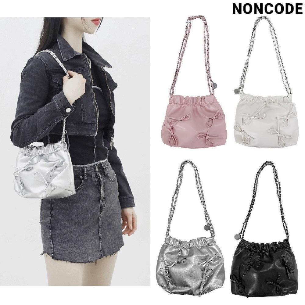 Piace chain ribbon mini shoulder bag 4色 新商品 新学期 韓国人気 韓国ファッション 女性バッグ 学生バッグ デイリーバッグ