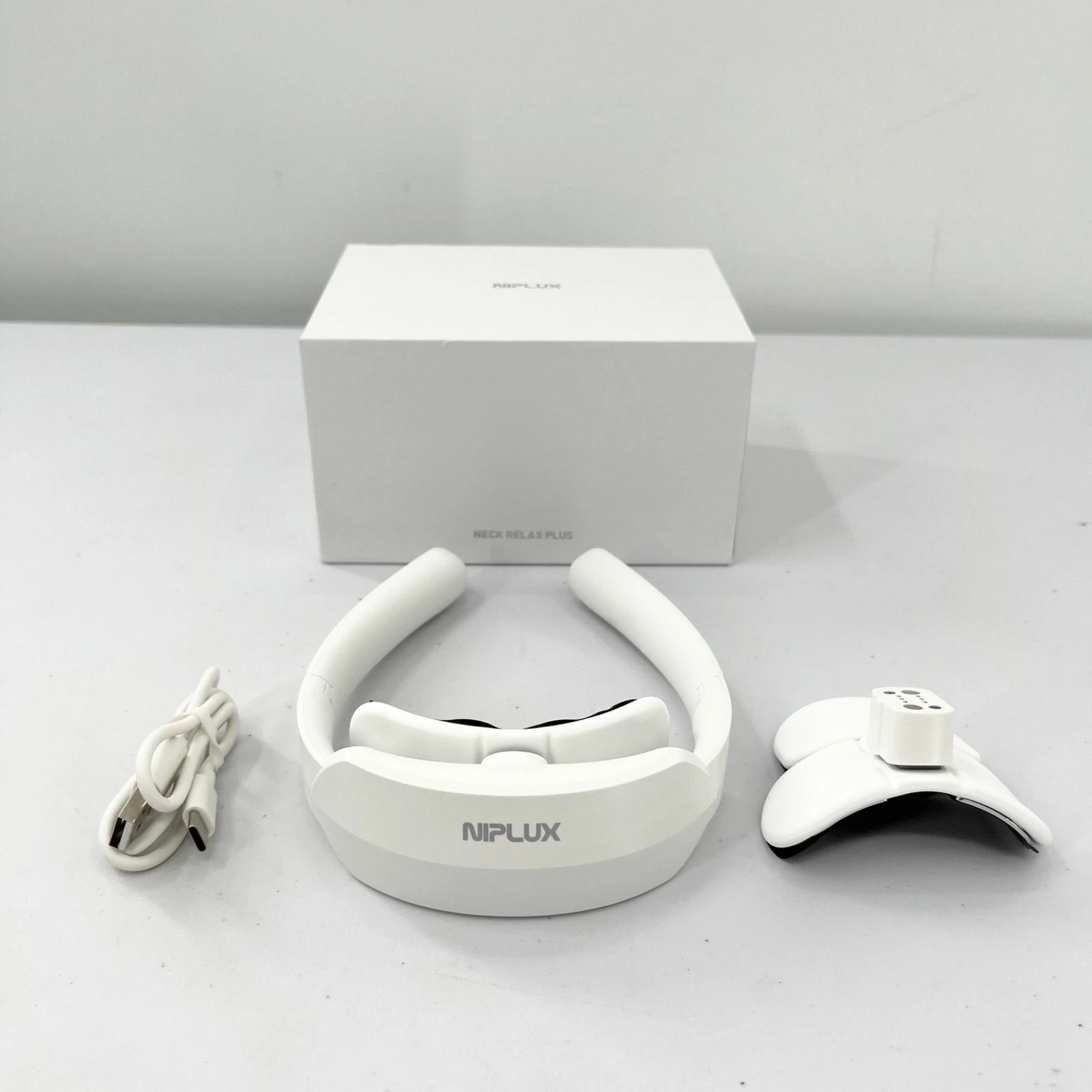 【中古】ニップラックス ネック リラックス プラス NP-NR22WT-PLUS ホワイト系 5,083円