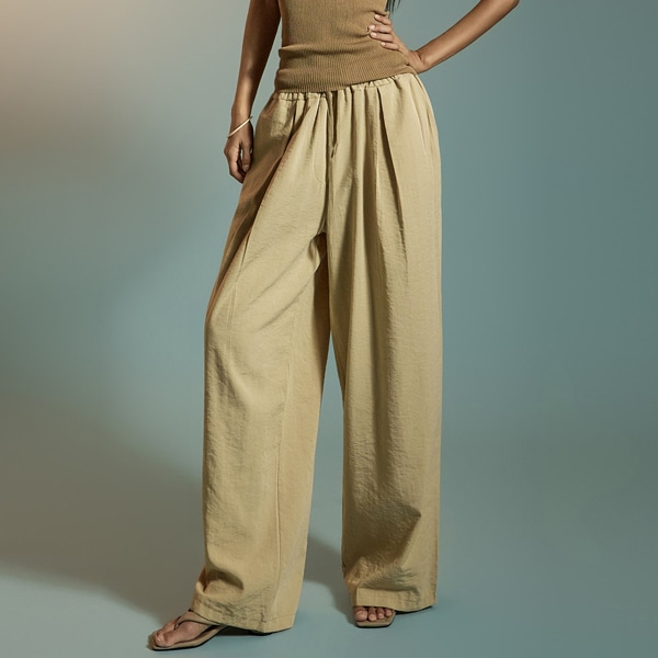 P3609 ピンタック パンツ