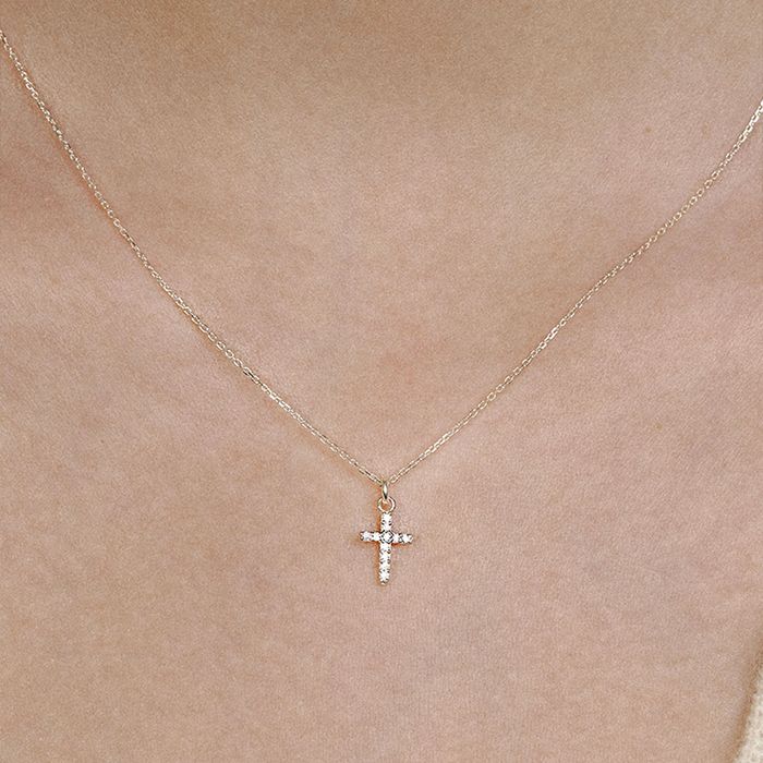 cubic cross necklace おしゃれ 韓国芸能人着用 韓国ファッション