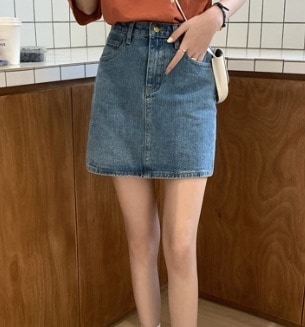 デート モテコーデ サイズ豊富 スカート タイトスカート デニムスカート ミニ ミニ丈 ショート ショート丈 タイト 細身 かわいい 可愛い シンプル カジュアル おしゃれ お洒落 レトロ