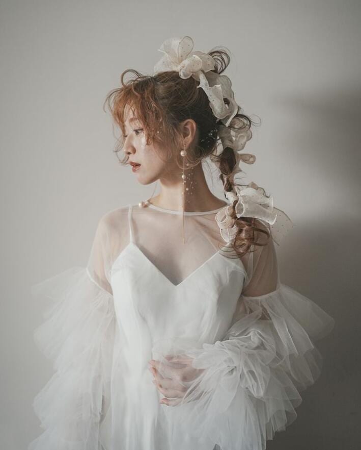 実例写真！オフホワイトボレロ　トップス ソフトチュール ラッフルフリル 長袖 結婚式/前撮り