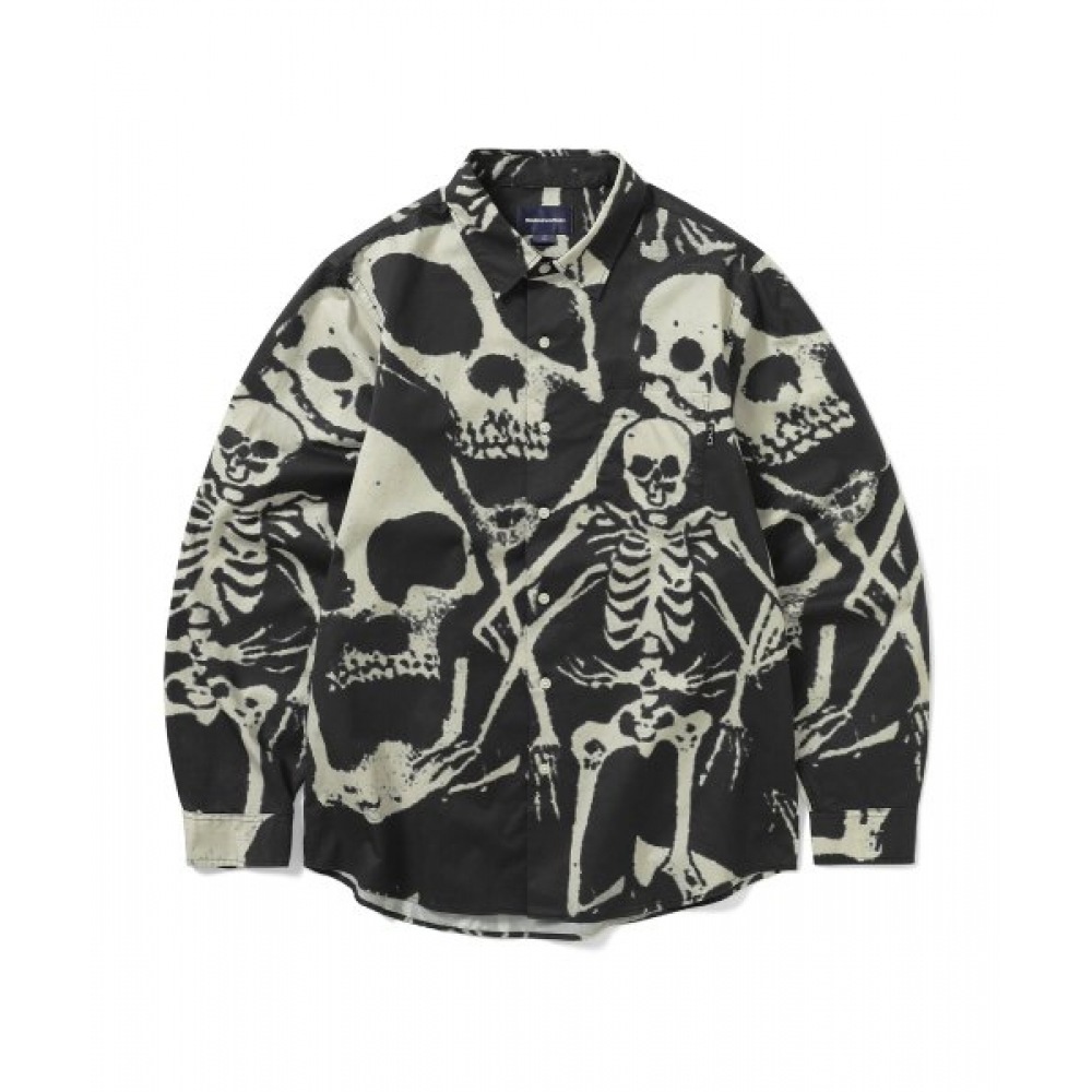 これは決して黒く引き付けられたスケレオンズシャツじゃない