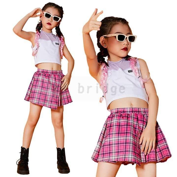 風格が独特キッズダンス衣装 セットアップ スカート ガールズ チア へそ出し 韓国 ダンス 衣装 ヒップホップ キッズ チアガール 上下 ステージ 衣装 女の子 演出服 キッズ