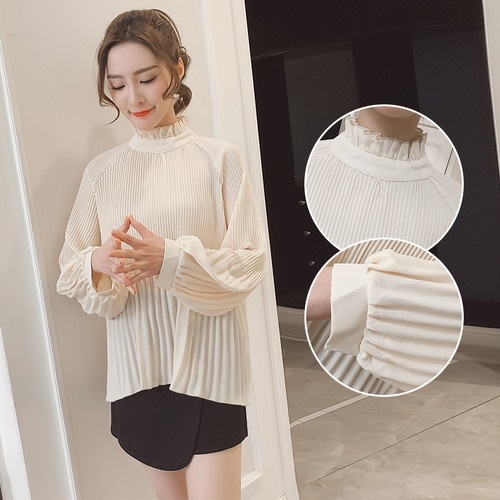 2470.上品なパフスリーブ長袖ブラウス（アプリコット）2019 春夏秋 普段使い お出かけ 食事会 100,000円