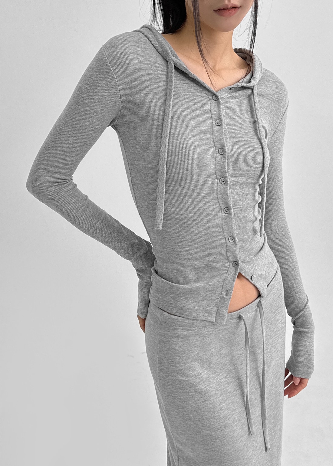 ヘルボタンフードカーディガン 5,377円