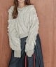 ベージュ