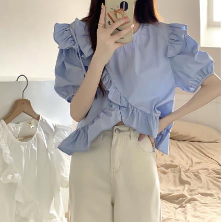 夏の新しい韓国語バージョンルーズデザインセンス小さなロータスリーフショートスリーブのシャツ女の子