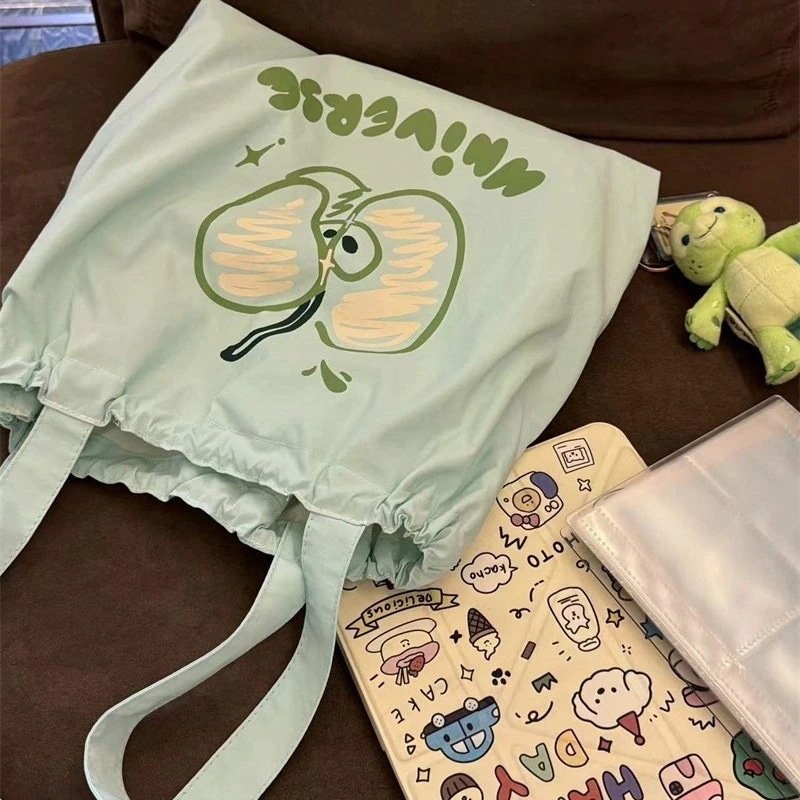 【20点セット】【送料無料】薄い青リンゴのひも抜きショルダーバッグ大容量学生用軽量通勤トートバッグ