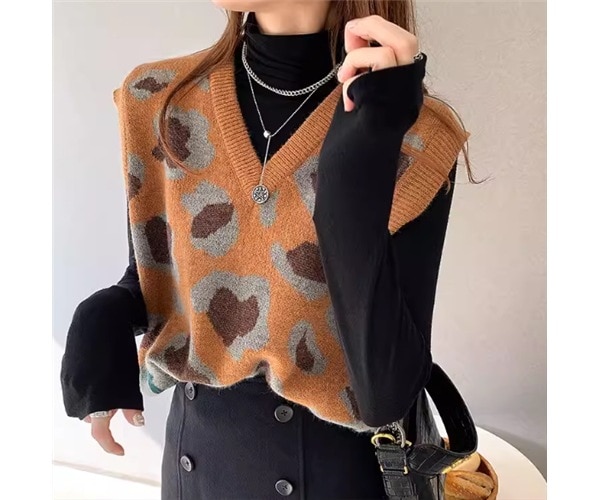 レディース トップス ニット セーター プルオーバー ベスト ミドル丈 袖なし ノースリーブ Vネック 大人可愛い カジュアル 上品 おしゃれ かっこいい レトロ ボーイッシュ 個性的 クール 5,382円