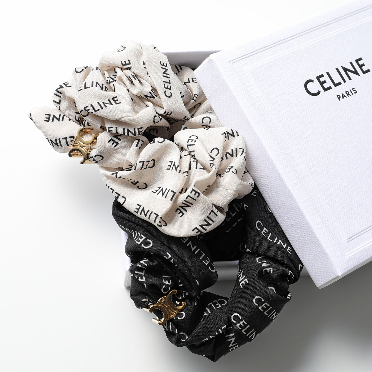 CELINE セリーヌ シュシュ Rayure レイユール 46Y352SIB.35OH 46Y352SIB.35OB レディース トリオンフ ロゴ ヘアアクセサリー ヘアゴム 髪飾り カラー2色 33,595円