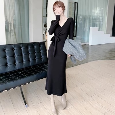 ワンピース フレアワンピース ロング ロング丈 マキシ マキシ丈 袖あり 長袖 Vネック Aライン ベルト ウエストマーク ウエストリボン ケーブルニット ニット 薄手 かわいい 大人可愛い きれいめ