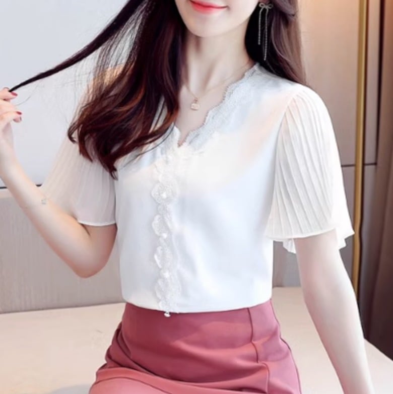 トップス デート シャツ ブラウス カットソー 袖あり 半袖 かわいい 大人可愛い きれいめ シンプル カジュアル 大人 上品 おしゃれ お洒落 かっこいい レトロ 大人女子 こなれ感 キュート 4,724円