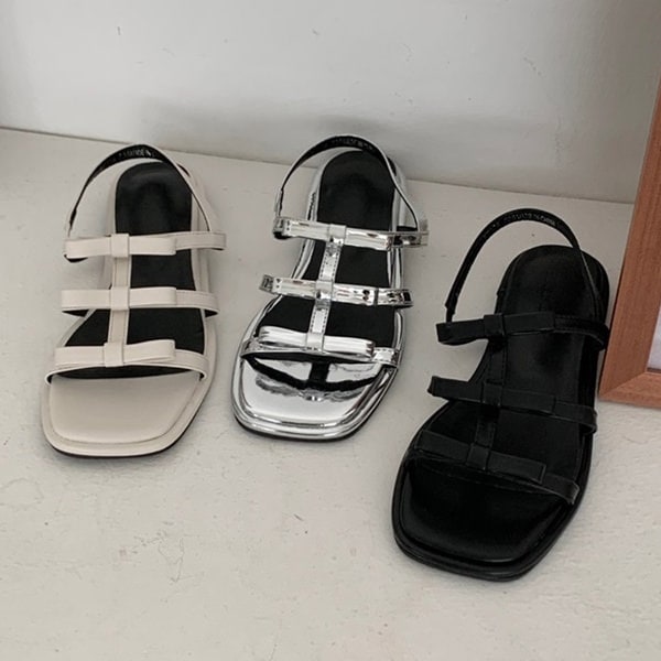 サンダル りぼん リボン バックストラップ レザー エナメル フラット レディース ぺたんこ 黒 銀 白 ブラック シルバー ホワイト 歩きやすい 靴 婦人靴 韓国