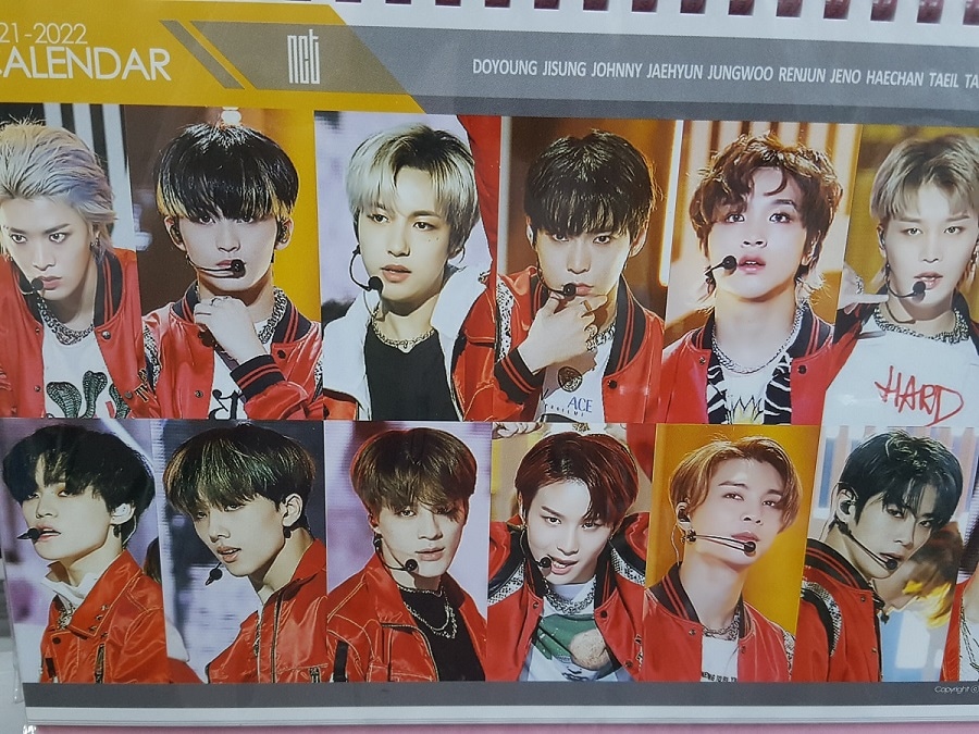 NCT 5X7 in DESK CALENDAR [並行輸入]