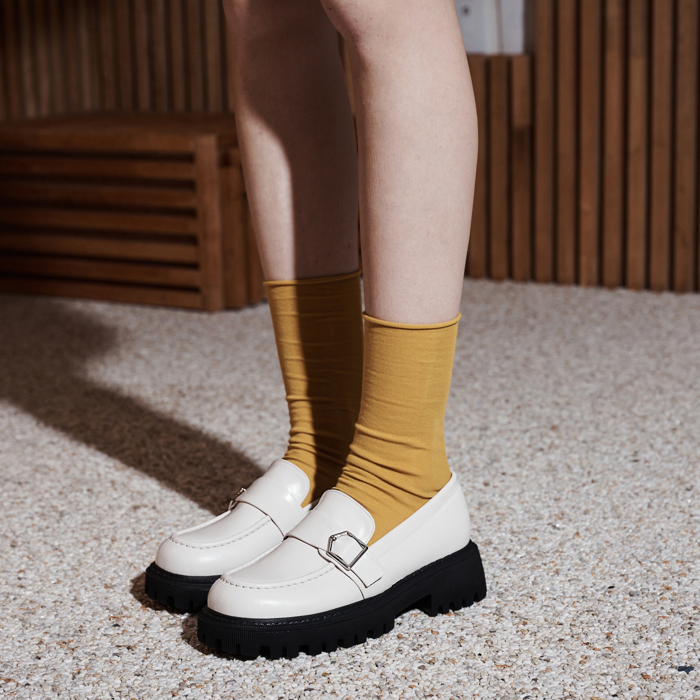 Tropi デザイナーシューズ ハンドメイドサイドバックル付きローファー ヒール5.5cm