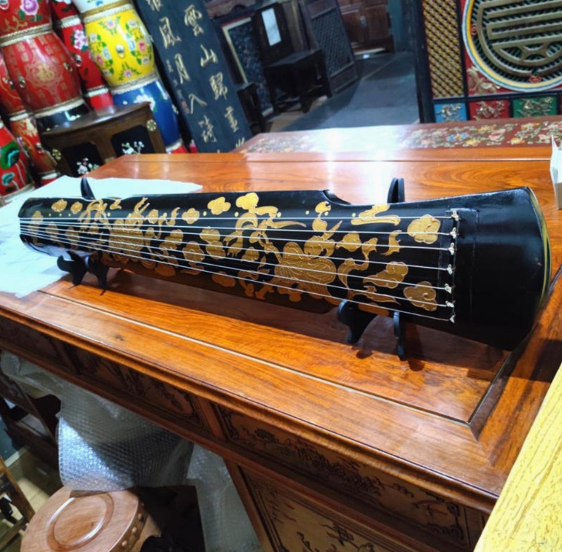 古琴 彩色 中国弦楽器