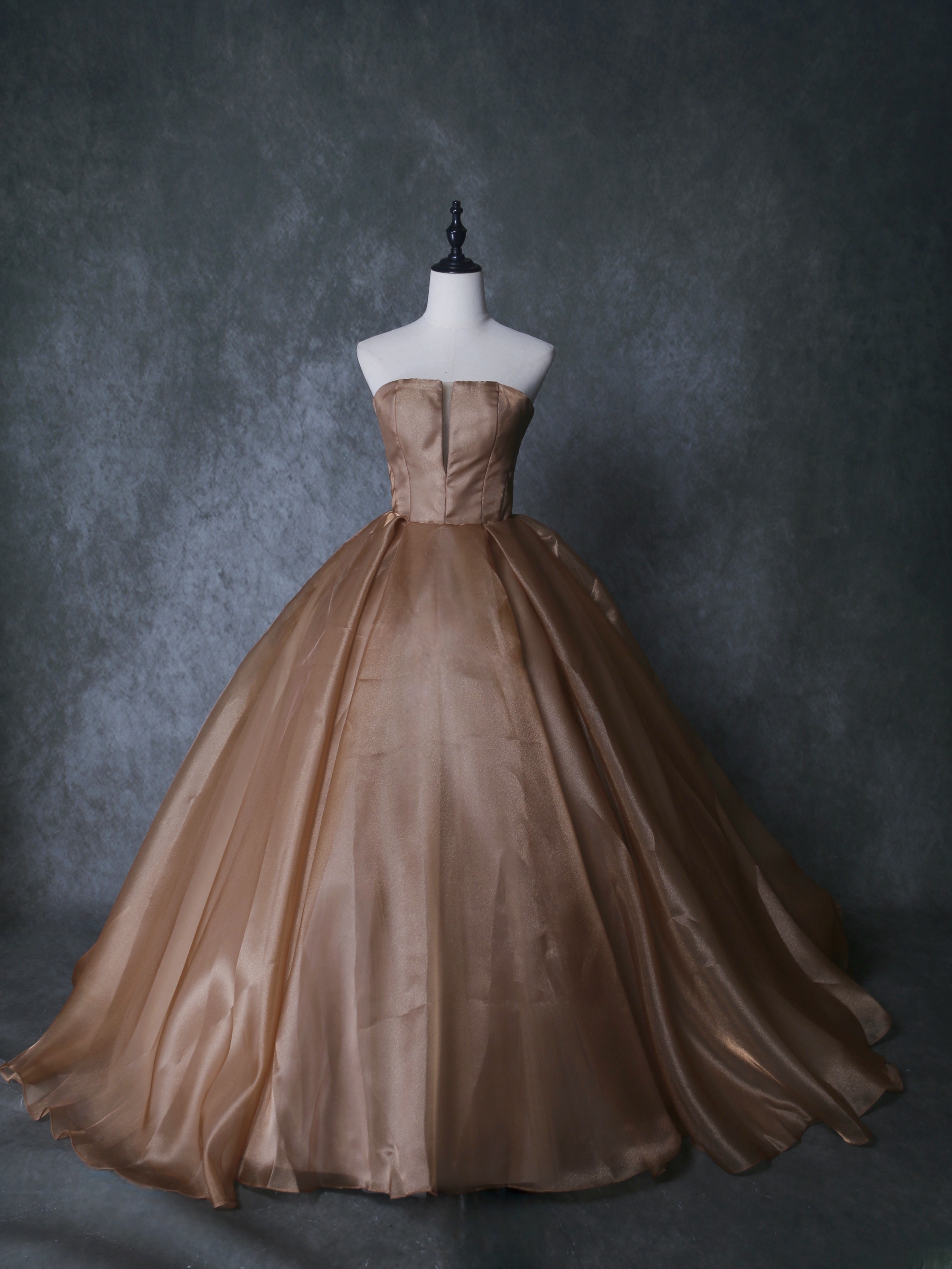 上品！パーティードレス カーキ色 ベアトップ 編み上げ 花嫁 披露宴