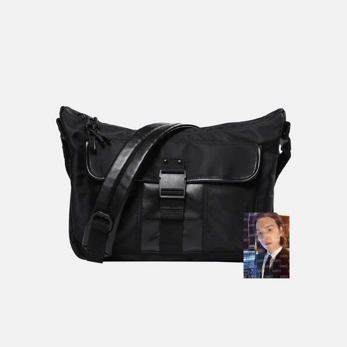 BTS 公式 SUGA TOUR CROSS BAG (black) August D photocard set