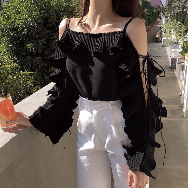 2247.大きめフリル オフショルダートップス(ブラック)　 2019 春夏 新作 大人 かわいい カジュアル きれいめ OL 20代 30代 デート服 女子会