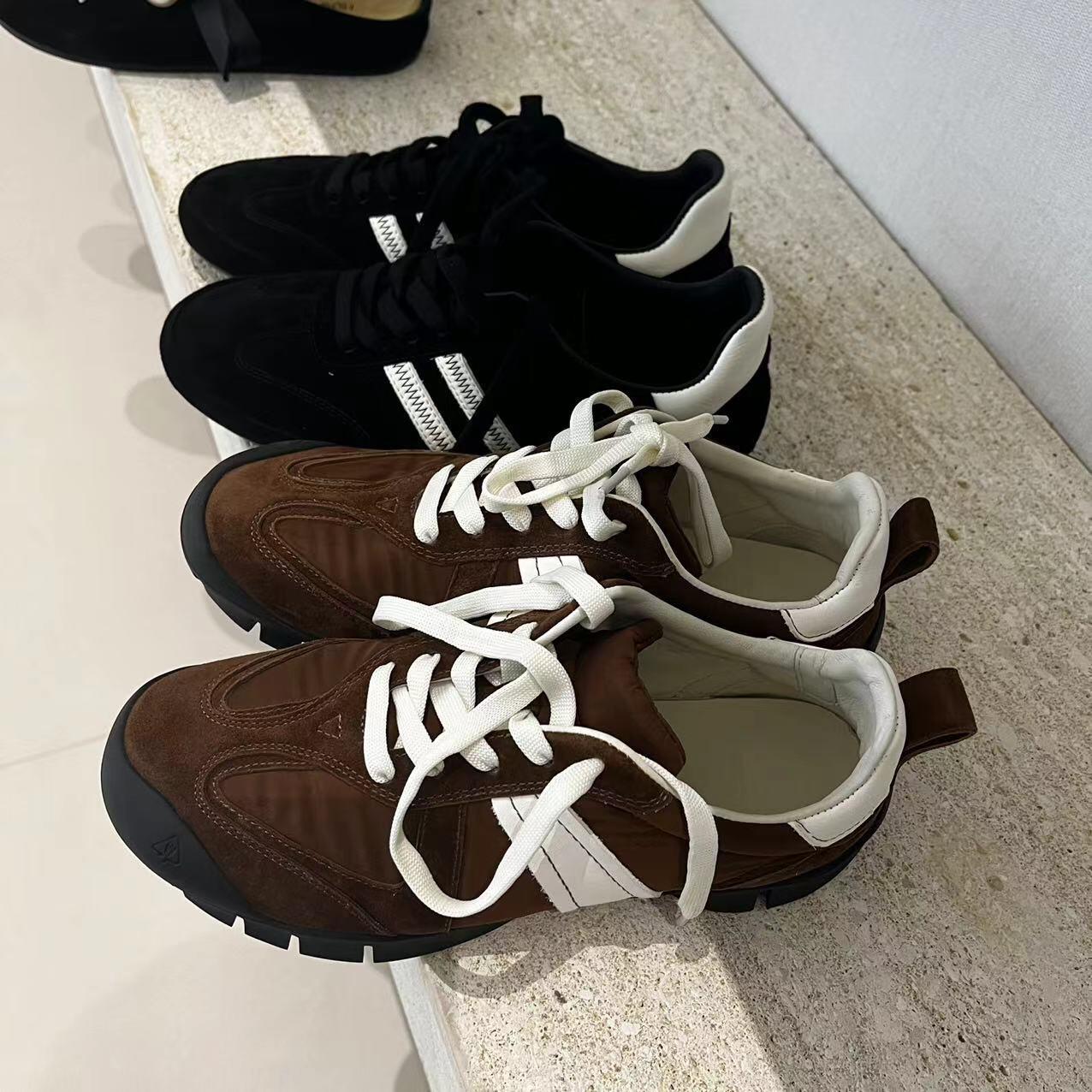 Cowhideバージョン韓国語のオールマッチのカラーブロッキングカジュアルシューズスニーカー本革レザーレザーレザーレトロトーストラップシックソールモラルトレーニングシューズ女性