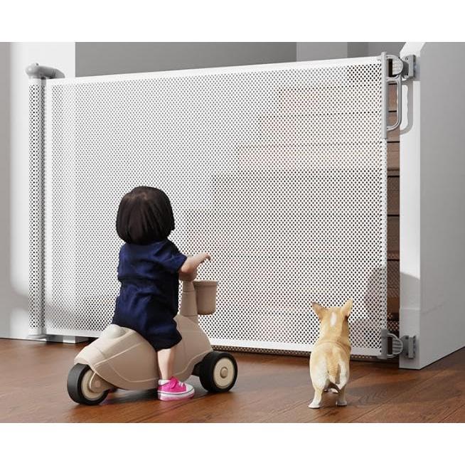 【最新】ベビーゲート 階段上 キッチン セーフティゲート メッシュ ペットガード 階段上 子供 キッズ 穴開け不要 バリアフリー ペットフェンス 巻き取り式 5,329円