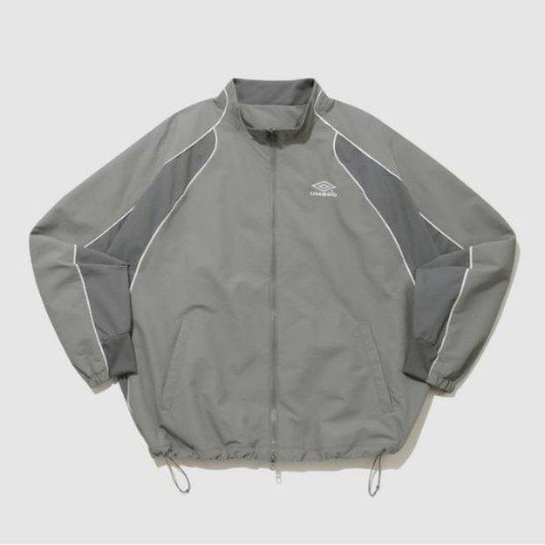 ウィンドブレーカー LQC UQ121CJK25-GKA エンジニアード スタンネック ウォームアップ ウィンドブレーカー ジャケット / GREY KHAKI