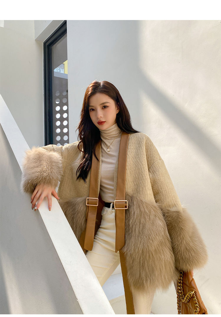 フェイクフォックスヘアスプライシングパイジャケット女性2023冬の新しい中国スタイルの毛皮の毛皮のコートの女性のアウターウェア
