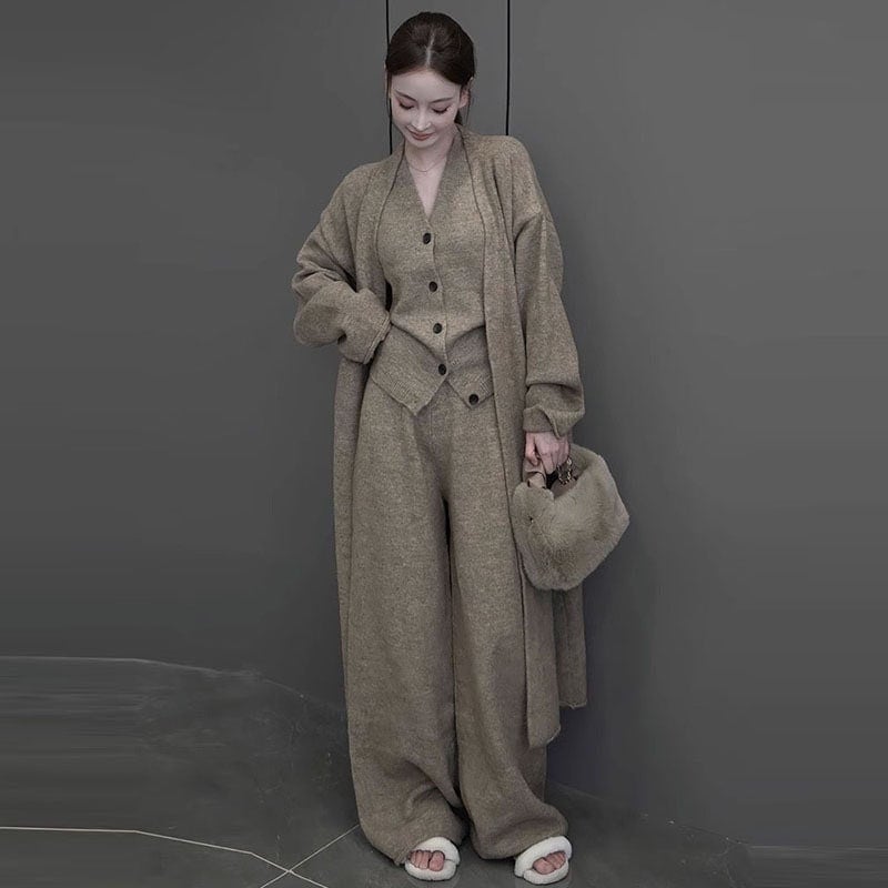 ニットカーディガン 上下レディースセットアップ りのいい生地 スカートニット 新作 セットアップ 【5日出荷】新品【本日限定】秋冬 セットアップ ワイドパンツ 柔らかで肌触 3点セット セーターオール