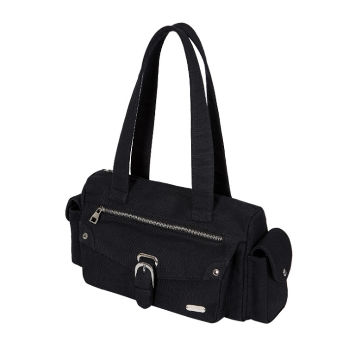 エッセンシャル ポケット バッグ ブラック