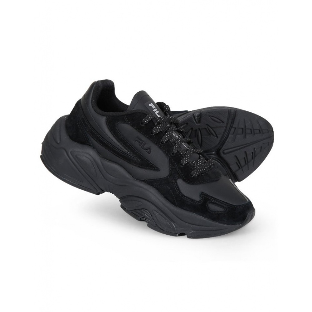 フィラ・ボルテージスニーカー 7,913円