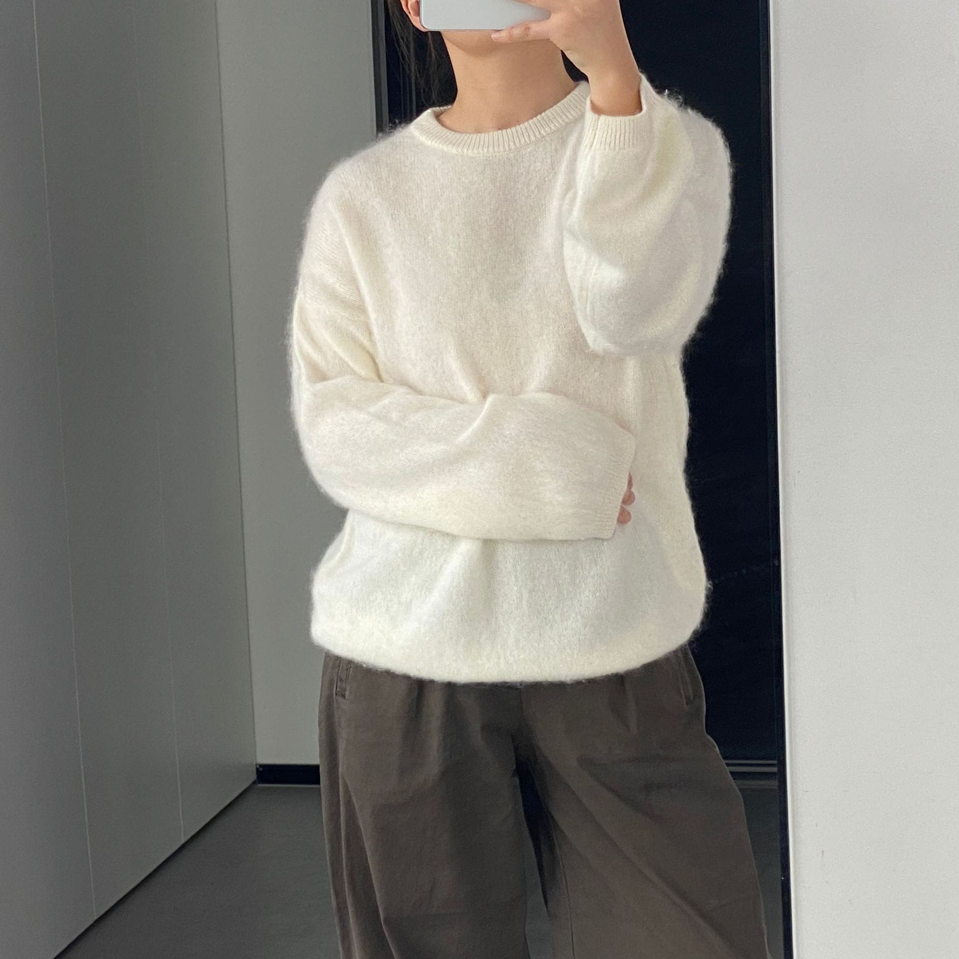 ラウンドネックベーシック100%羊ウール起毛セーターインポート女性用ウォッシュドクラフトセーター C9117