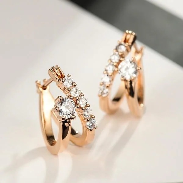 大好評！ピアス レディース 両耳 5連彩石 上品 誕生日 記念日 クリスマス 母の日 ホワイトデー K金RGP 金属アレルギー対応 5,241円