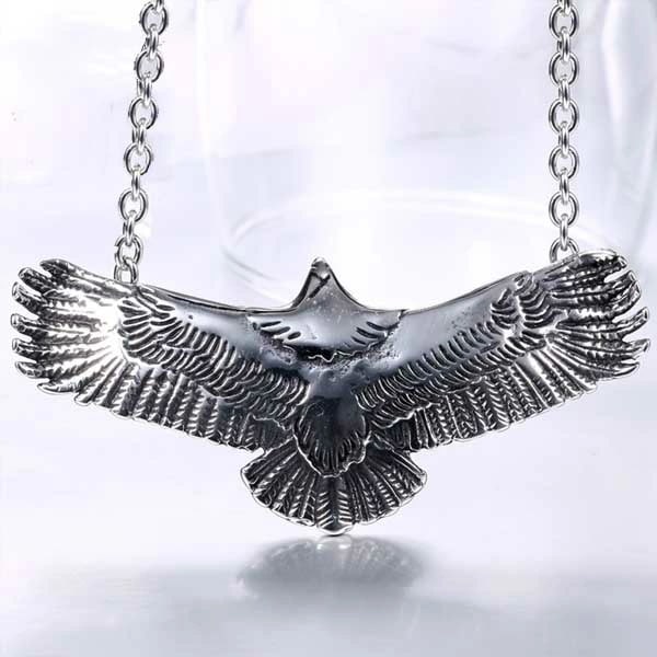 大鷲ステンレスペンダント イーグル ワシ タカ 鷲 鷹 翼 芸能人 モデル 羽根 フェザー ネックレス パーツ メンズ レディース トップ アクセサリー 男性 女性 ギフト stt00-00-0009