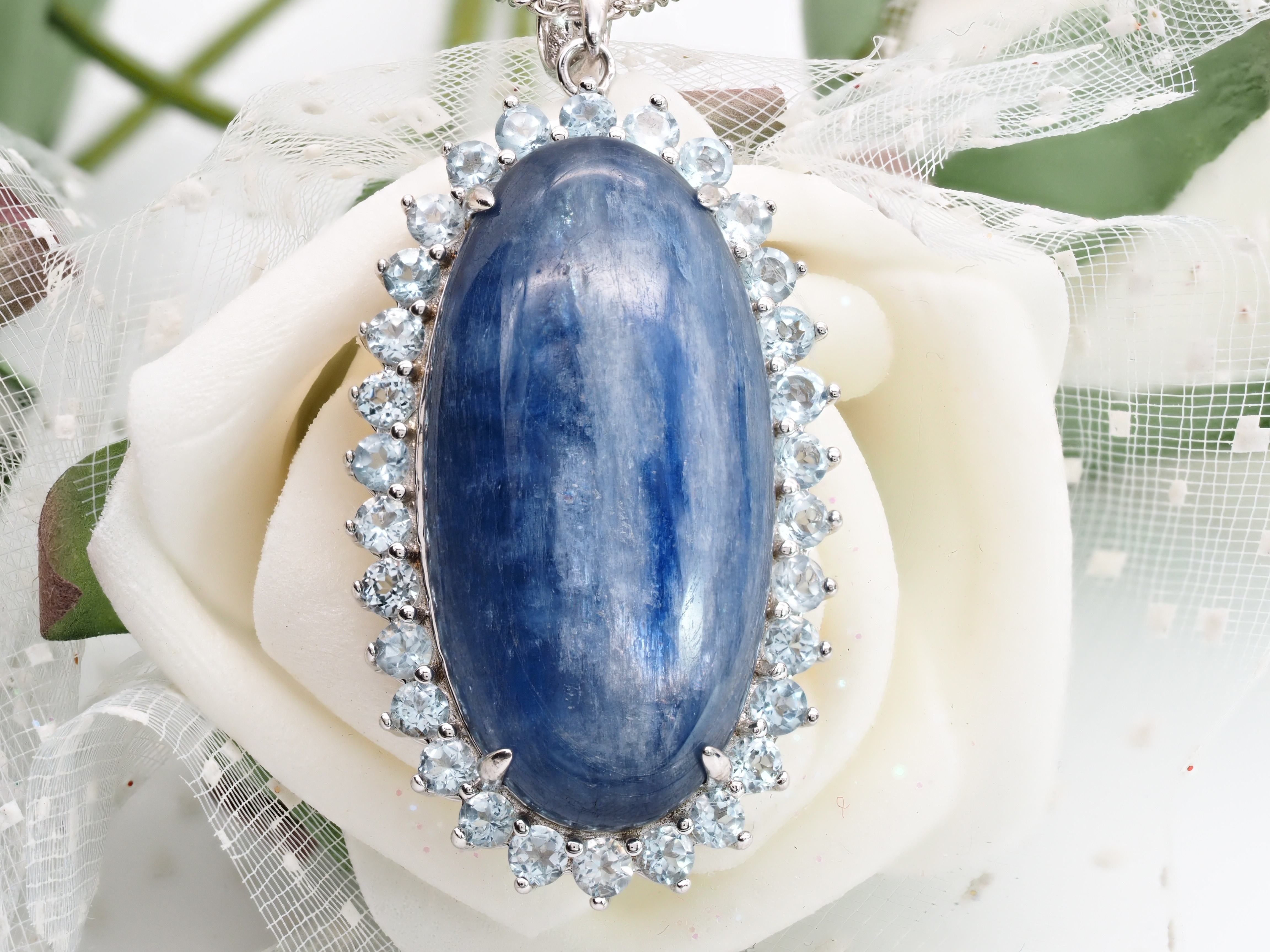 限定1点！ 超大型 天然 カイヤナイト ブルートパーズ ネックレス 宝石 ジュエリー 上品 華奢 ジュエリー ペンダント 誕生日 バレンタイン 宝石 貴金属 ジュエリー 冠婚葬祭 セミフォーマル