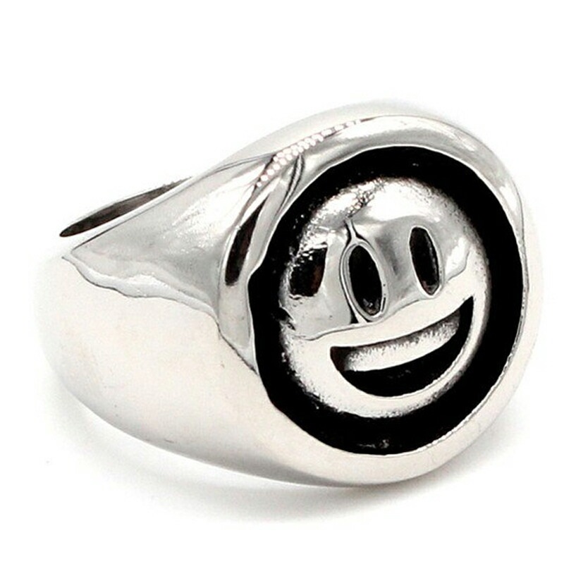 ニコちゃんステンレスリング（PRB081）指輪 17号-28号 5サイズ シンプル 細身 スマイル 笑顔 印台型 プレゼント 男性 女性 親指 人差し指 中指 薬指 小指 r0378xxxxxxxx
