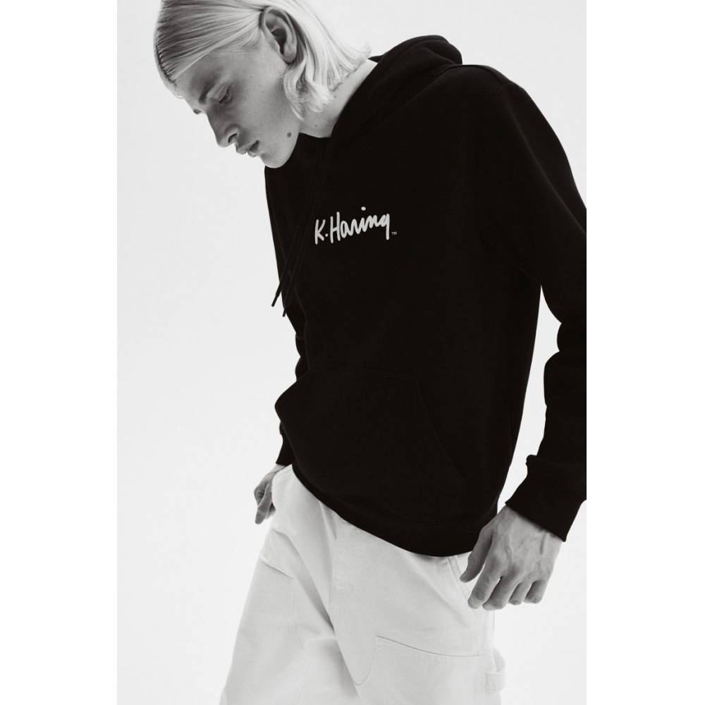 H&M レギュラーフィットパーカーブラック/キースヘリング