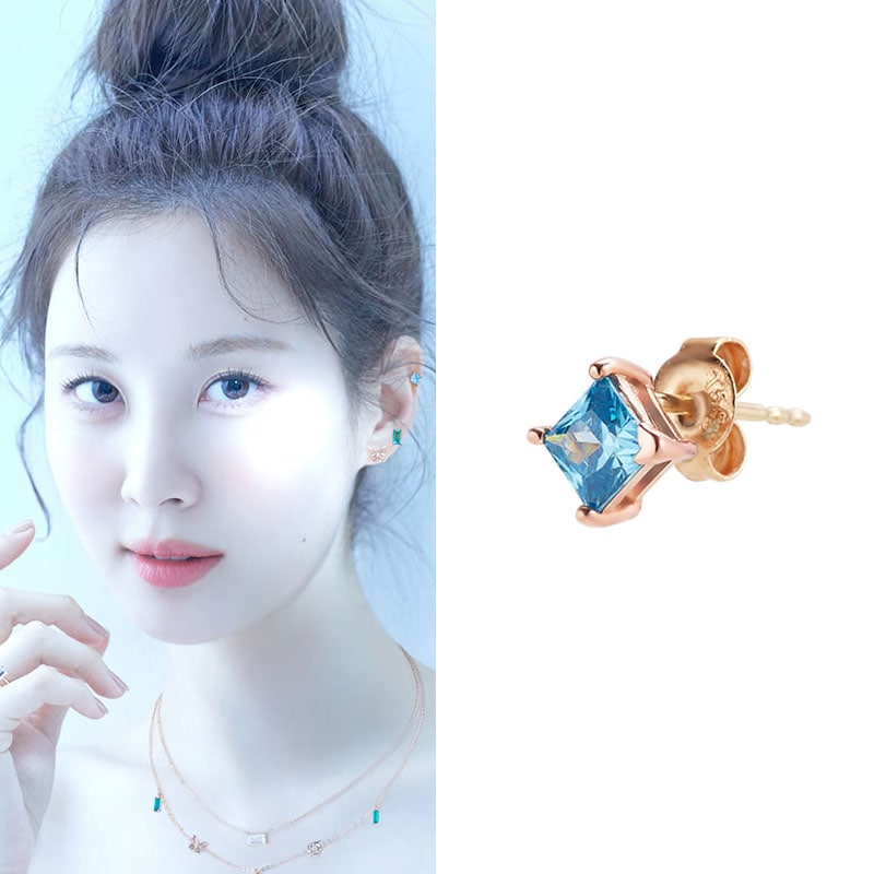 [ソヒョン着用] 14K ピンクゴールド ビジュスクエアブルー 片方 (外)ピアス//デイリーアクセサリー/韓国女性アクセサリー/韓国ファッションスタイル/SNSで人気/韓国ジュエリー/芸能人着用アク