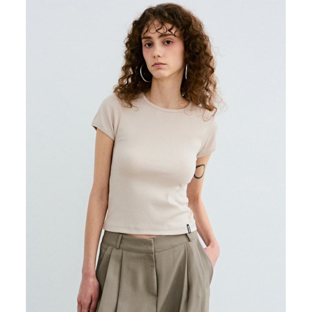 ニック&ニコールニコールベーシックスリムトップ_ベージュ