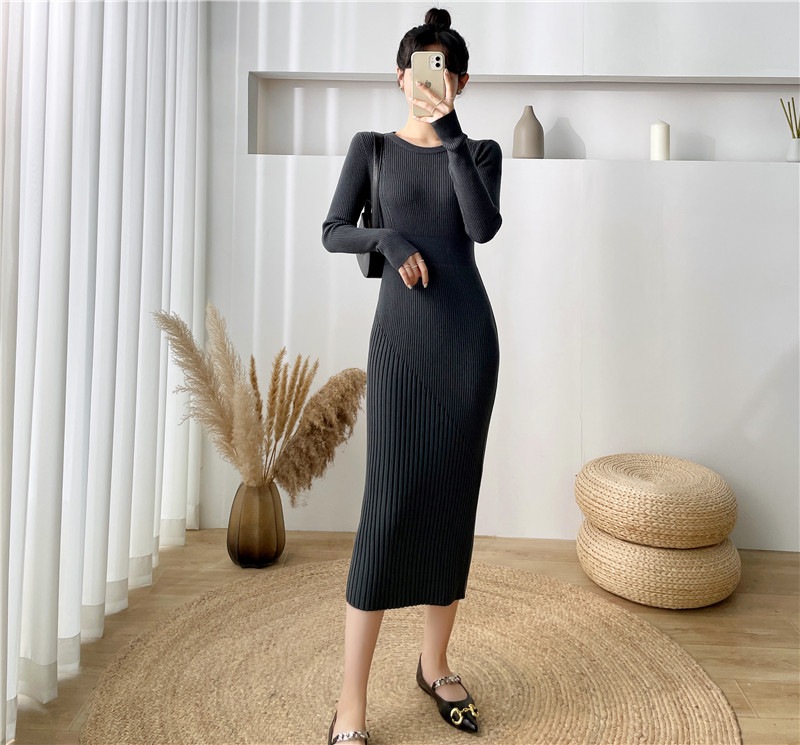 スパイスガールタイトニットワンピース女性秋新作長袖パッケージヒップセクシースリムミドルレングスセーターワンピース冬