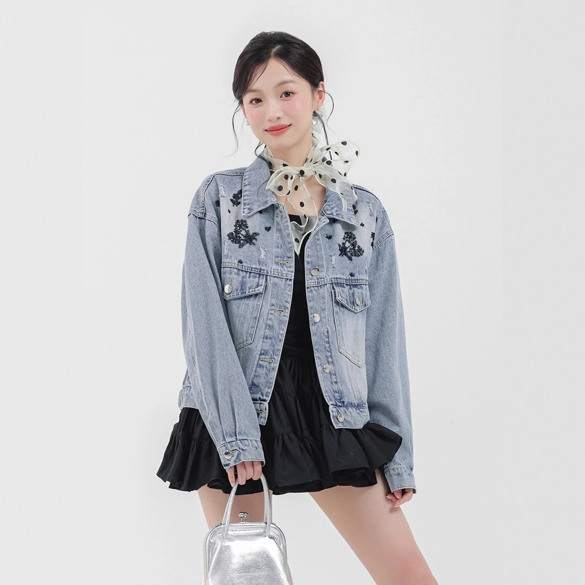 【急速発送】2025秋新作ゆったりレトロ刺繍デニムジャケットデニムトップスデニムジャケット 韓国ファッション秋の万能アイテム 4,783円