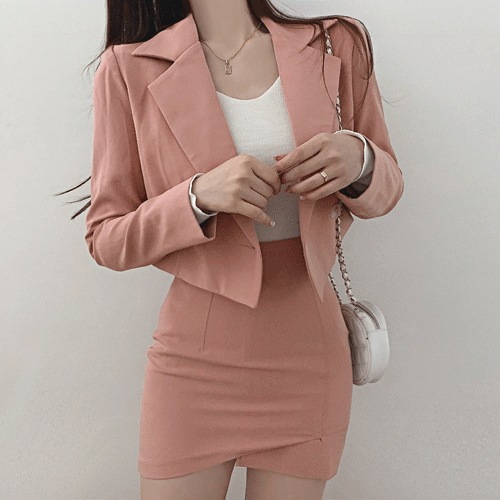 [結婚式ルック] ルメイン モダン ダブルボタン クロップ ジャケット