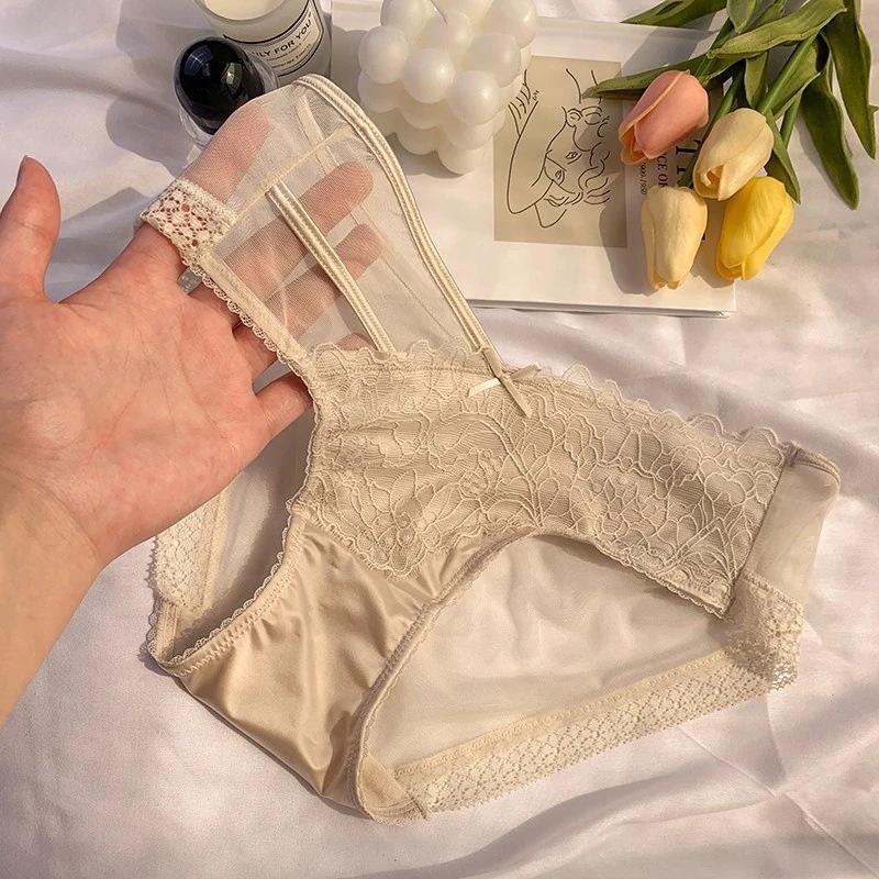 新商品のレトロな刺繍の下着の女性のレース性の困惑の快適な三角のズボンのセクシーな火の網の糸の低い腰はお尻を持ちます