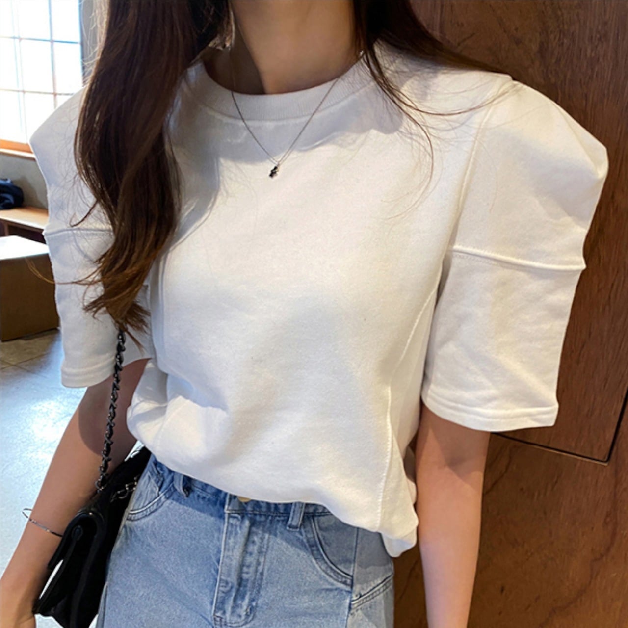 パフスリーブ トップス カットソー トレーナー クルーネック ストレート リブ 綿 かわいい 大人可愛い シンプル カジュアル 大人 おしゃれ お洒落 大人女子 こなれ感 ラフ ラブリー キュート