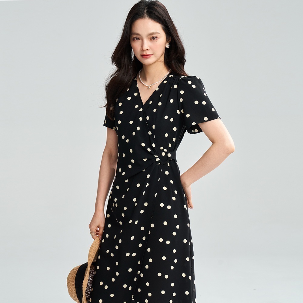 【送.料.無.料.急速発送】バブルスリーブ黒ドットワンピースウエストVネックで着やせシフォンスカートワンピース 7,319円