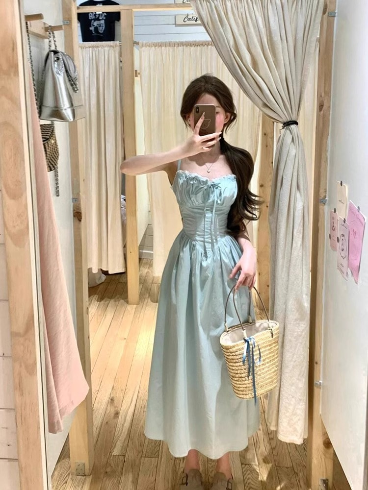 ウエストと気質のある女性のためのバックレスサスペンダードレス夏用の長期休暇ドレス