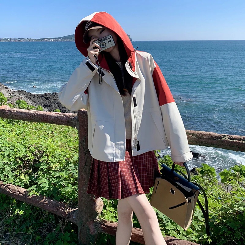 パンチングジャケット女性小さなウィンドブレーカー野球スーツ短いセクションの仕事シックな初秋のジャケットの女性モデル2024新しい爆発的なモデル